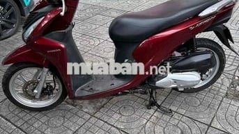 cần bán xe 2018 biển số thành phố xe chính chủ