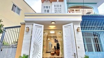 Nhà đẹp sổ hồng riêng 1 lầu, gần Phú Mỹ Hưng quận 7