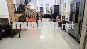 nhà 1lầu 3pn 3wc hẻm xe hơi gần chợ hiệp bình