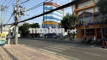 BÁN NHÀ MẶT TIỀN ĐƯỜNG NGUYỄN THỊ THẬP - QUẬN 7 - GIÁ CỰC TỐT