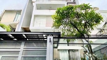SIÊU PHẨM VILLA HIỆN ĐẠI NGAY NGÃ TƯ BẢY HIỀN (1 HẦM, 5 TẦNG, CÓ TM )