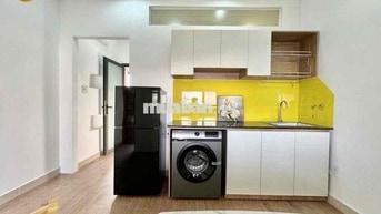 1PN cửa sổ trời, full nội thất, máy giặt riêng ngay Luỹ Bán Bích