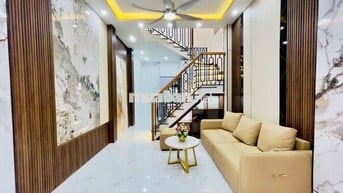 NHÀ MỚI ĐẸP 1 LẦU NGAY EMART 2 (3,7X9 )ĐỔ THÚC TỊNH. P12.QUẬN GÒ VẤP