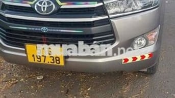 Toyota Innova 2018 2.0E - 230000 km