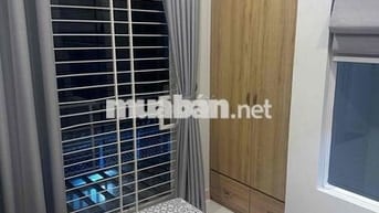 Phòng ở Q.10 có ban công, full nội thất