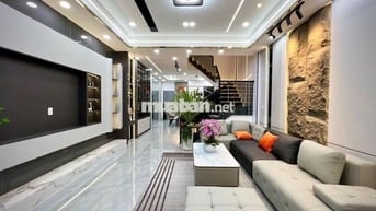 CHÍNH CHỦ KÍ GỬI NHÀ ĐẸP GIÁ RẺ KHU VỰC TÂN UYÊN 990tr / 150M2, SHR