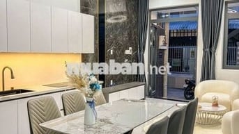 NHÀ MỚI ĐẸP CÒN KIÊN CỐ GIÁ RẺ 1TY450/120M2 NỘI THẤT ĐẦY ĐỦ SHR