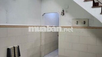 Nhà 2 lầu 3 phòng, đường số 5E Q.Bình Tân(giáp Q.Tân Phú)