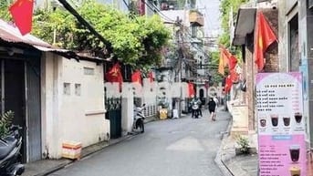 PHAN TÂY HỒ P.7 PHÚ NHUẬN 2TÂNG BTCT - 46m2 ngang 6,4m giá 5,65TỶ TL