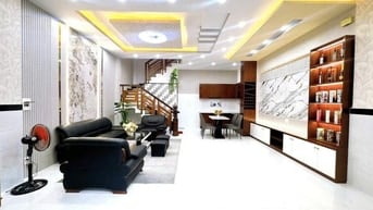 Bán nhà ngay Tân Canh, P1, Tân Bình.Giá 4 tỷ 210 triệu/ 60m2, Sổ riên