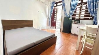 Căn Hộ STUDIO Ban Công - Cửa Sổ Thoáng Ngay Chợ Nguyễn Văn Trỗi Quận 3
