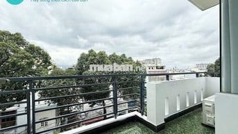 Cho thuê Studio Ban công rộng, Full nội thất Tại Công viên làng hoa.