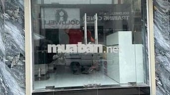 CHO THUÊ NHÀ NGUYÊN CĂN MẶT TIỀN QUẬN 1