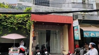 Cc cần bán MTKD Võ Thành Trang 84m Giá 13,6 tỷ thương lượng. 
