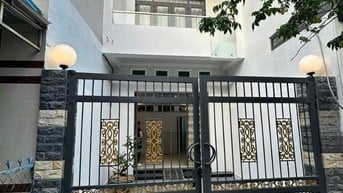Nhà 1 lầu SHR full thổ cư 2pn mới 100% gần Chợ Bình Chánh