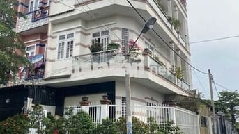 Nhà góc 2 mặt tiền,3,5 tấm,4pn,5 nvs,phòng giặt,phòng thờ,sân thượng