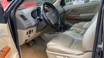Bán xe Toyota Fortuner 2.7v 4x4 AT- 2011