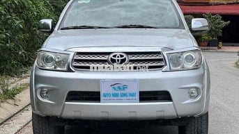 Toyota Fortuner 2012 2.7V 4x4 AT - 100000 km