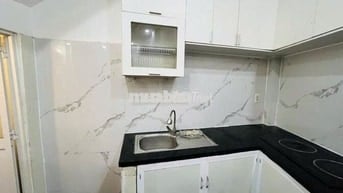 Bán căn nhà nguyễn xí HXH khu cao tầng- 3PN- oto tận cửa