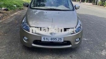 gia đình cần bán một xe grandis 2009 ngay chủ