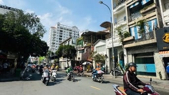 Bán nhà Nguyễn Trãi 689m2 giá 158 tỷ -Gọi Hải 0335268689