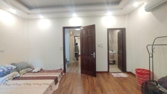 Bán nhà Nguyễn Đổng Chi 40m2*5 tầng, ô tổ trong nhà, kinh doanh 13,5tỷ