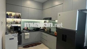 Gđ đổi trường cho con về q7 bán căn 2pn 2wc gồm full nội thất cao cấp