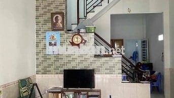 Có ban công rộng trệt lầu 4*28; 3pn