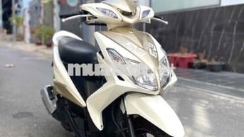 THANH LÝ YAMAHA LUVIAS FI