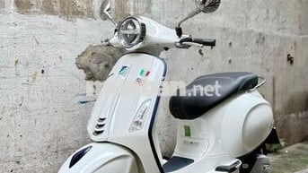Xe tay Ga Vespa Primavera 125cc ABS trắng mới 96%