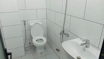 Cho thuê nhà MTNBộ 6m(XT) Đồng Nai, P.15, Q.10 giá 20tr