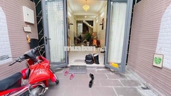 CHO THUÊ NHÀ 58C THÀNH THÁI 4 TẦNG 5 PHÒNG GIÁ THUÊ CHỈ 25 TRIỆU/THANG