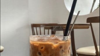 Cần tuyển nhân viên nam nữ bán Cà Phê Matcha xoay ca 