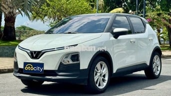VinFast VF5 Plus 2024 - Màu trắng - 2v8km