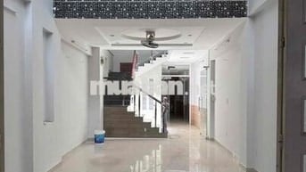 Cho thuê nhà MT Ba Vì, khu CX Bắc Hải Q10, 4x25m, trệt lửng 3 lầu