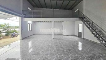 CHO  THUÊ  KHO  XƯỞNG ( 300m2)  XÃ PHONG PHÚ. HUYỆN  BÌNH  CHÁNH