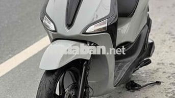 Liberty 125 Iget phanh AbS 2016