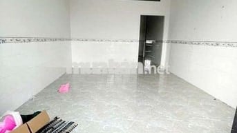 Nhà mới 4x15 có máy lạnh đường Lê Hồng Nhi