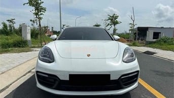 Porsche Panamera 4 Executive 2023 - 14888 km
