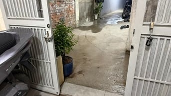 BÁN NHÀ GIÁP Q7 (Cách cầu Phú Xuân 500m), SHR, 40m, Khu An ninh