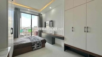 Căn Hộ Studio Ban Công, Máy Giặt Riêng, Full NT Gần Cầu NVC - Quận 1