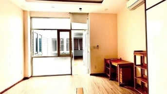 Nhà 47m2 (4.5 x 10.2m) xây 2 tầng - đường Số 8 - Trần Não - Bán 8.9 tỷ