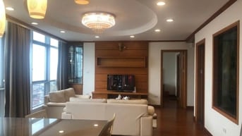 Cho thuê căn hộ tầng 21 tòa nhà chung cư cao cấp Eurowindow