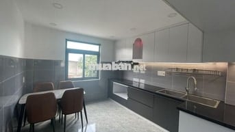 Bán Nhanh Nhà Phố Ngay Khu Dân Cư Sầm Uất Chỉ 5,5 tỷ
