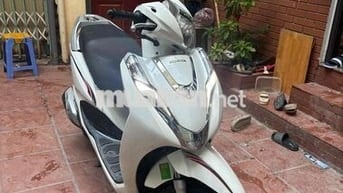 Bán xe Lead 2022 mới đi 1.4 vạn rất đẹp chính chủ