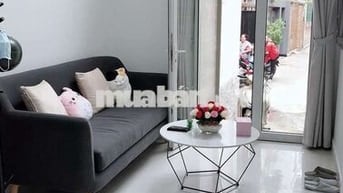Cho thuê nhà đường Cô Giang, q1