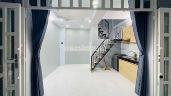 BÁN NHÀ TẶNG NỘI THẤT ĐƯỜNG THẠCH LAM 3TẦNG X 17M2 GIÁ 2,46TỶ TL