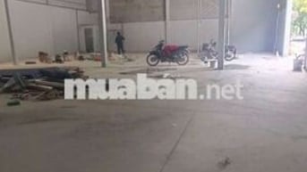 Nhà Xưởng MT Đường Công 20x28 Trống Suốt