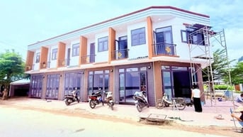  Siêu phẩm nhà 1trệt 1lầu vừa ở vừa kinh doanh,Giá 575triệu sở hữu nhà