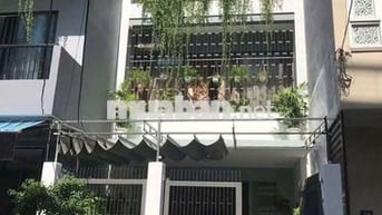 BÁN NHÀ 3 TẦNG 2 MT TRƯỚC SAU PHAN BÔI .
